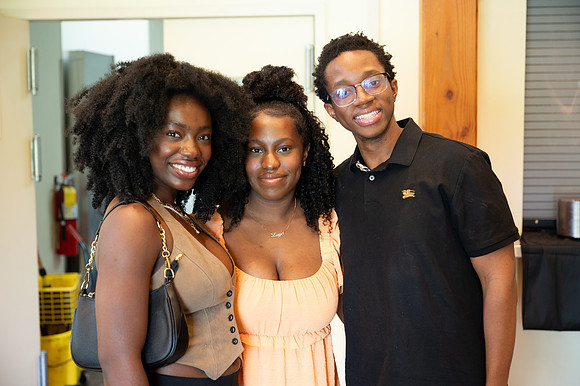 20260530_dara grad1025