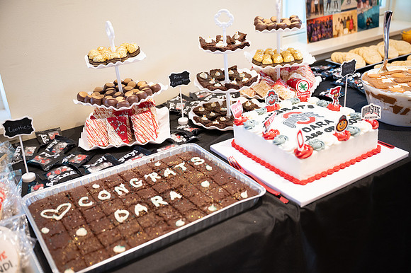 20260530_dara grad1061