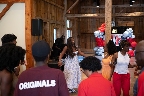 20260530_dara grad1074