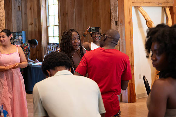 20260530_dara grad1080
