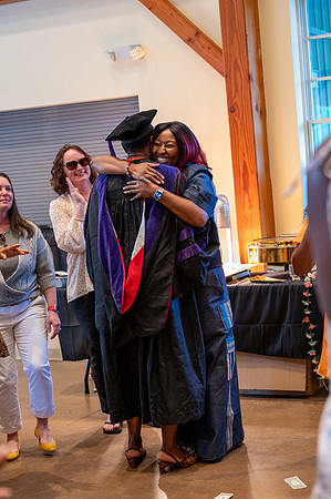 20260530_dara grad1256