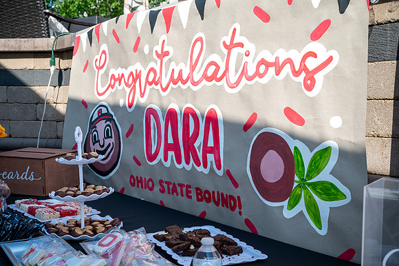 20260607_DaraGrad2042