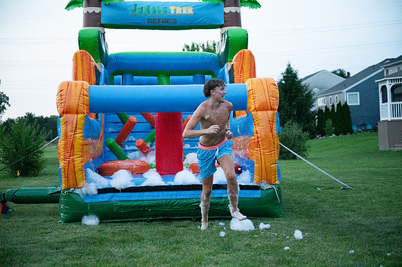 20260607_DaraGrad2153