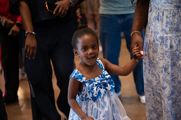 20260530_dara grad1114