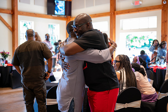 20260530_dara grad1141