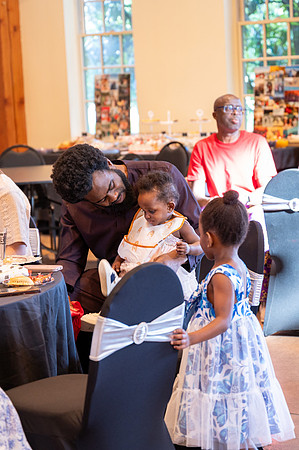 20260530_dara grad1144